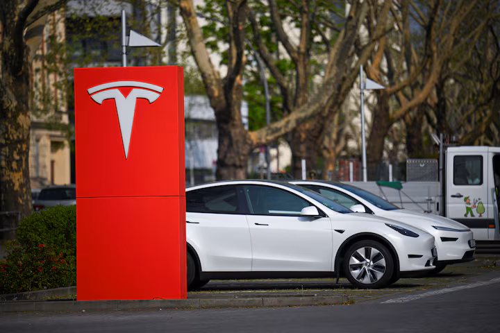 Tesla Renames Full Self Driving to Assisted Driving in Europe